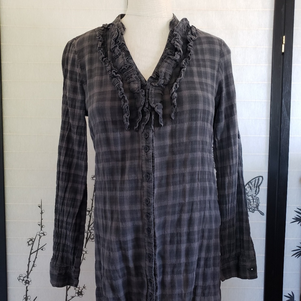 [Timing] Vintage Y2K Plaid Ruffle Front Button Down Top